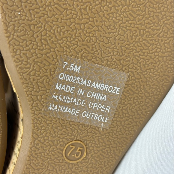 Alter’d State Wedge Sandals Braided Straps Comfort Platform Shoes Tan Size 7.5 - Picture 14 of 16